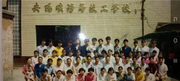 白天搬砖晚上码字，50多岁农民工在今日头条重拾写作梦想 