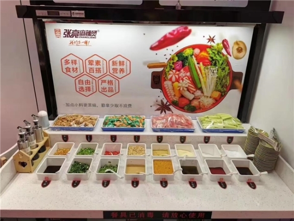 张亮麻辣烫加盟业主段连君：从锄头到汤勺，一场改写命运的餐饮跨界