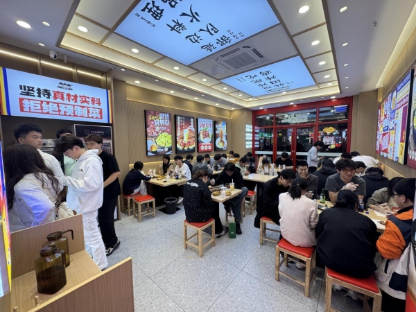 三个先森的品牌升级之路：以韩式基因重构餐饮体验