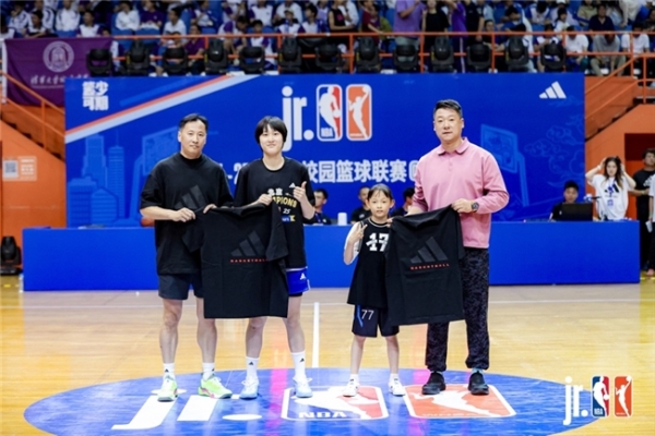 清华附中男篮女篮包揽2024-25 Jr. NBA校园篮球联赛@北京 冠军
