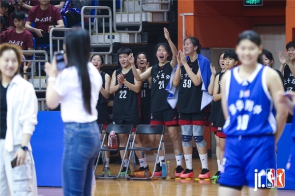  清华附中男篮女篮包揽2024-25 Jr. NBA校园篮球联赛@北京 冠军