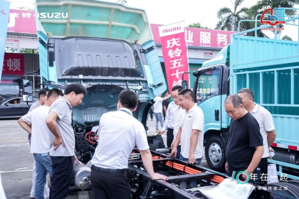 宁德时代尖端三电技术赋能 庆铃铃坤纯电轻卡深圳发布 
