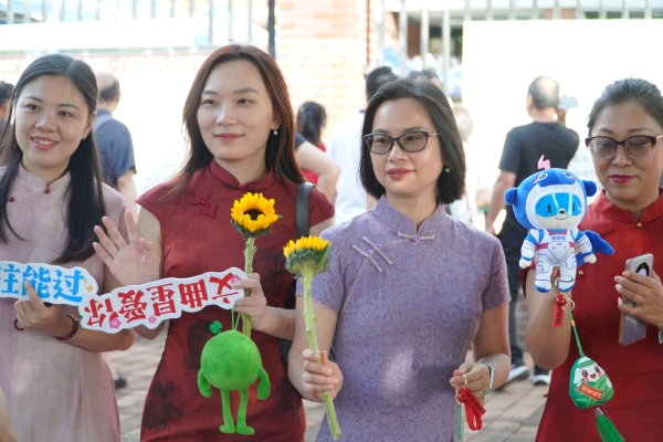 中考冲刺，圆梦时刻｜卓越教育全日制教师暖心送考