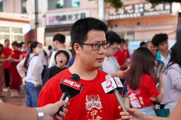 中考冲刺，圆梦时刻｜卓越教育全日制教师暖心送考