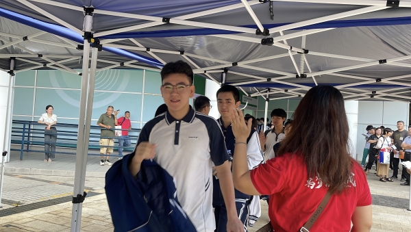 中考冲刺，圆梦时刻｜卓越教育全日制教师暖心送考
