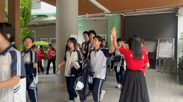中考冲刺，圆梦时刻｜卓越教育全日制教师暖心送考