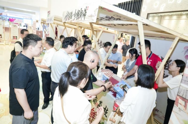  最大规模荔枝助销丨京东物流联合生态伙伴开启岭南荔枝全国产销对接