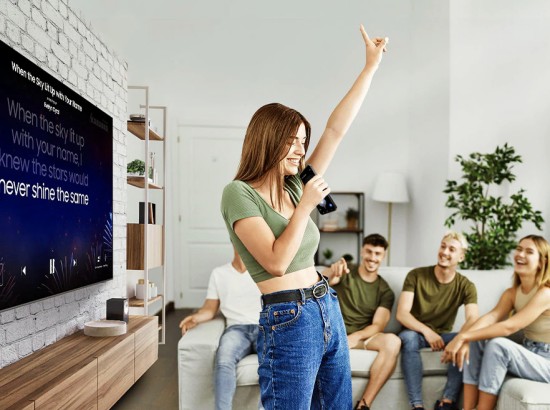  AI为家而生：三星电视打造全家人的智慧关怀伙伴