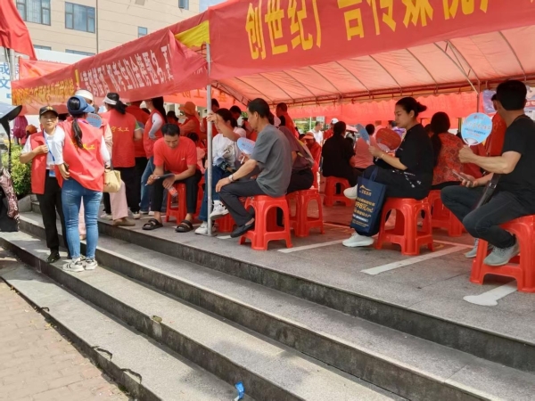  从考场到未来：福州这家高考复读机构以全面服务体系定义行业新标准