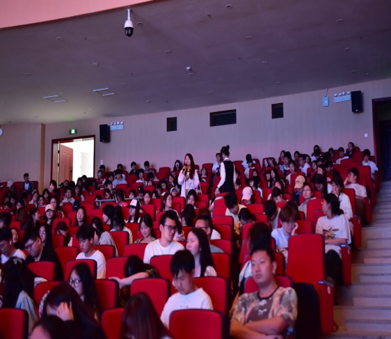 中国下一代教育基金会关爱行动大学生就业创业公益讲堂圆满收官