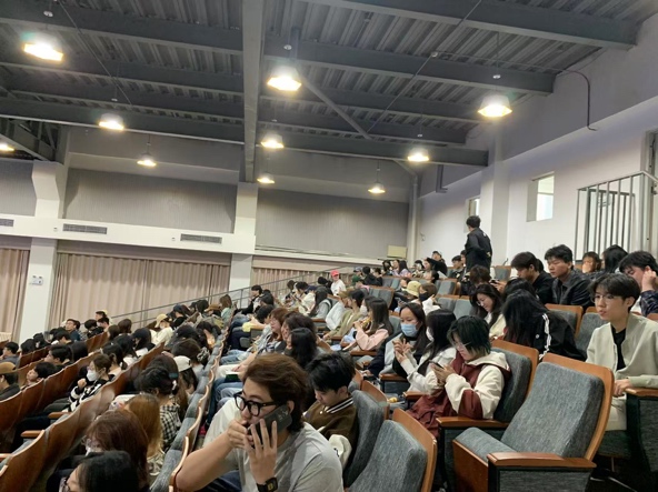 中国下一代教育基金会关爱行动大学生就业创业公益讲堂圆满收官