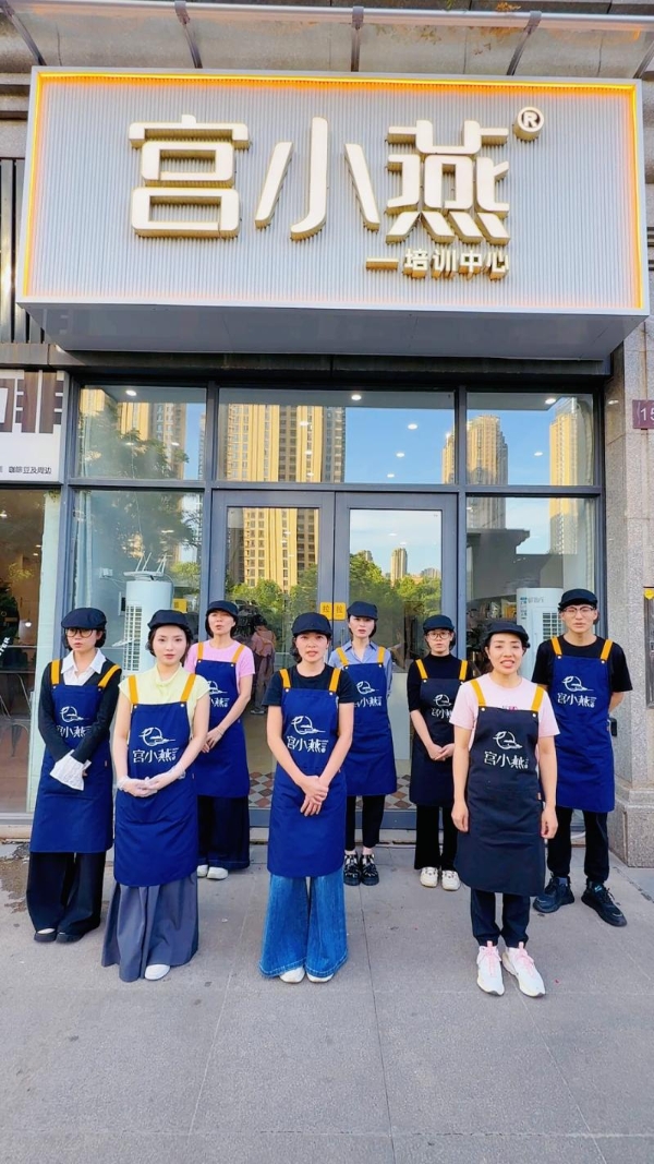 从600家门店看鲜炖燕窝新势力：解码宫小燕燕窝的品牌升级方法论