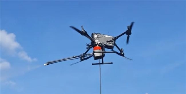 联合进化！万勋第一时间展示基于AP3-P3与大疆M400的高空清洗解决方案