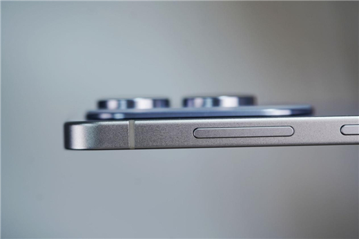  终于又见轻薄旗舰机！三星Galaxy S25 Edge全面评测：也许这才是智能手机的本质