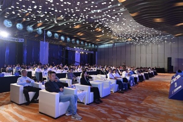 破界共生-2025 中国复合材料创新及企业可持续发展大会圆满落幕