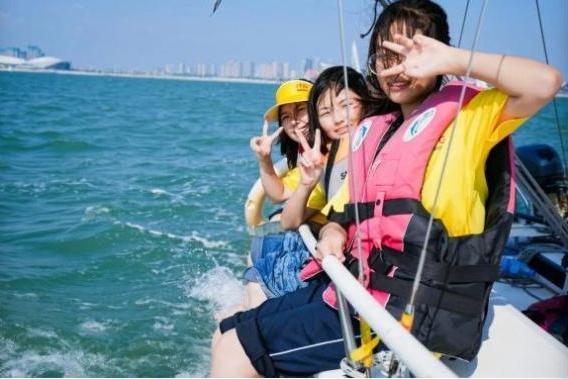  从“海好有你”到“益起美”： 每一束微光，都是城市最美的浪花