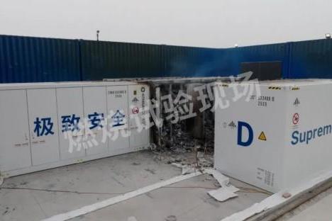  直击SNEC丨全球首次开门燃烧试验成功，海辰储能用极限测试定义储能安全新标杆