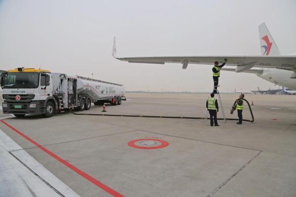 中国东航逐步扩大SAF应用规模，助力航空低碳转型
