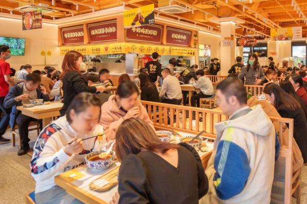 海外合伙人计划落地的背后，陈香贵牛肉面以“千店一味”破解出海难题