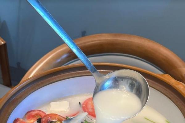 千岛湖土著私藏餐厅！淳圆外如何用山水与美食征服本地老饕？