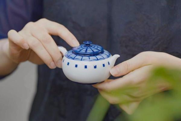  一盏千年客茶的文化觉醒：客家炒绿冲泡标准规范及制定意义解读
