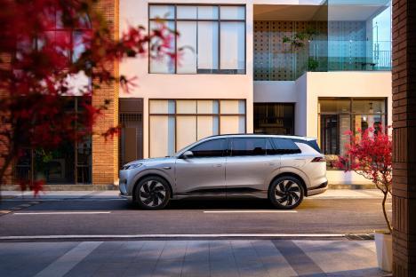 20万级家庭刚需！5款大空间新能源SUV，谁是装下全家幸福的“移动堡垒”？