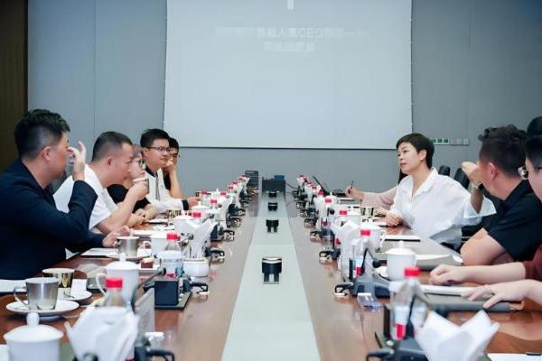  科技共襄，技术共享！知乎与比亚迪仰望启动“智解中国技术”战略互访