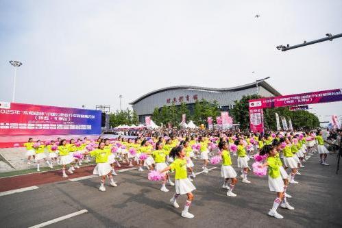 2025年“东恒盛杯”中国公路自行车联赛礼泉站圆满落幕
