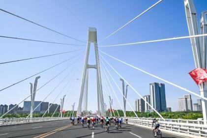 2025年全国公路自行车锦标赛鄂尔多斯站圆满落幕