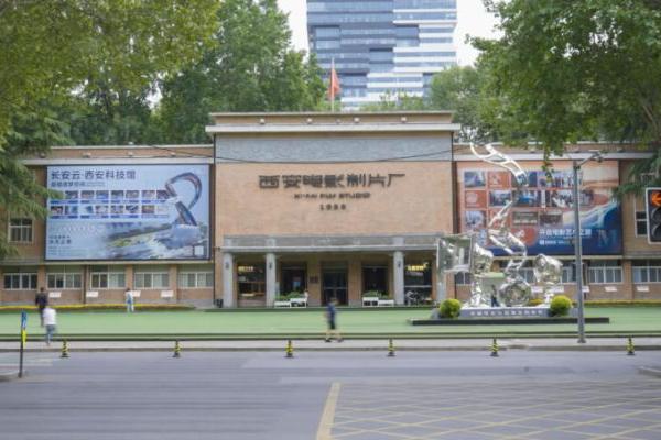  中青网×西影×《闪耀暖暖》：影游非遗跨次元联动，致敬中国电影诞生120周年