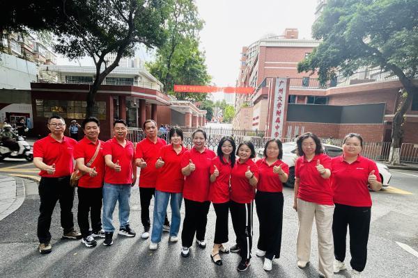 中考冲刺，圆梦时刻｜卓越教育全日制教师暖心送考