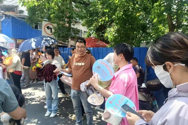  从考场到未来：福州这家高考复读机构以全面服务体系定义行业新标准