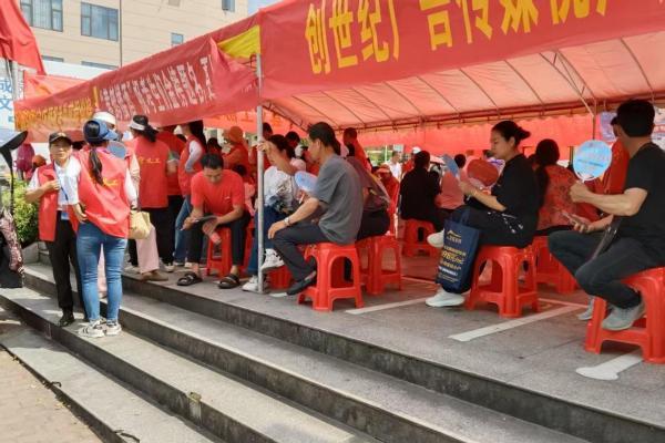  从考场到未来：福州这家高考复读机构以全面服务体系定义行业新标准