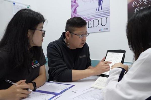 大朋友高考复读学校：深度整合专家资源，定义升学新可能