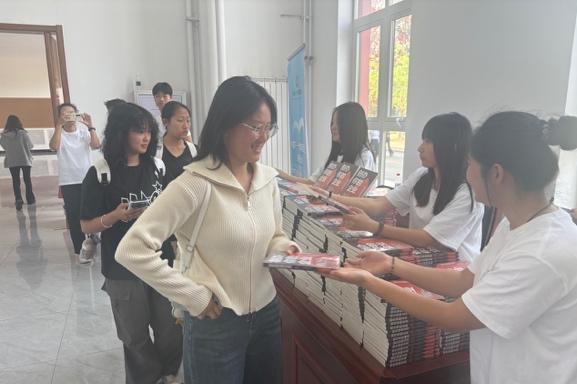 中国下一代教育基金会关爱行动大学生就业创业公益讲堂圆满收官