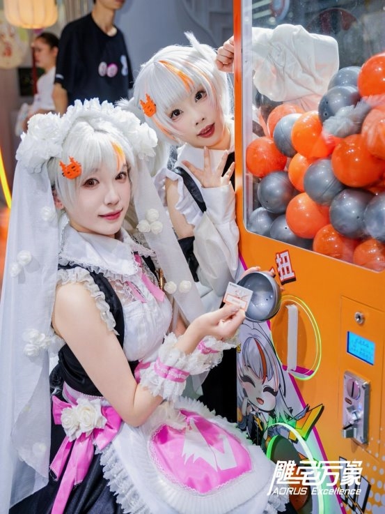 BW2025技嘉AORUS战力全开，次元突破！硬核电竞引爆文化狂潮 