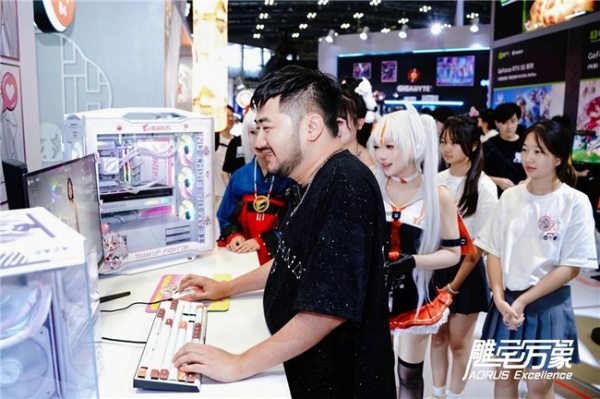BW2025技嘉AORUS战力全开，次元突破！硬核电竞引爆文化狂潮 
