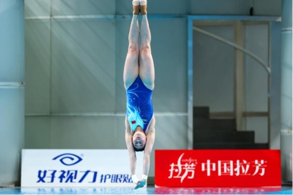 拉芳「小金条」发膜开启强韧护发新奇迹，1分钟修护秀发累积损伤！ 