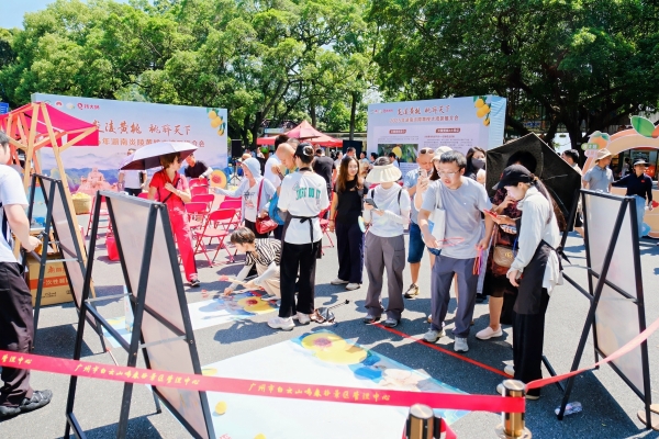 钱大妈贯通炎陵黄桃鲜达供应链，大湾区实现“早晨采摘下午尝鲜” 