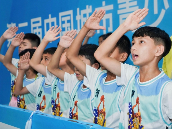 从沪叶情深到民族共舞:一场跳绳赛如何奏响文化润疆十年强音? 