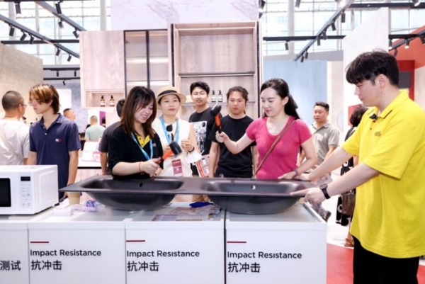Lamett乐迈石晶发布2025新品，中国全屋整装迎来“石晶时代” 