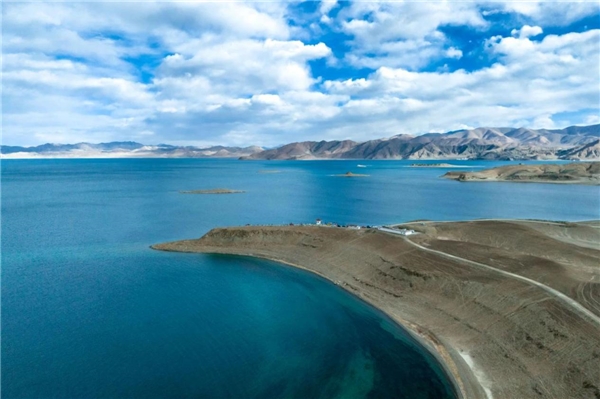 双星闪耀阿里！东方新旅助力古格文化遗址公园、班公湖荣膺国家4A级景区 