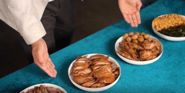 一只“紫燕”飞入万家餐桌，紫燕食品以安全与创新领航卤味产业 