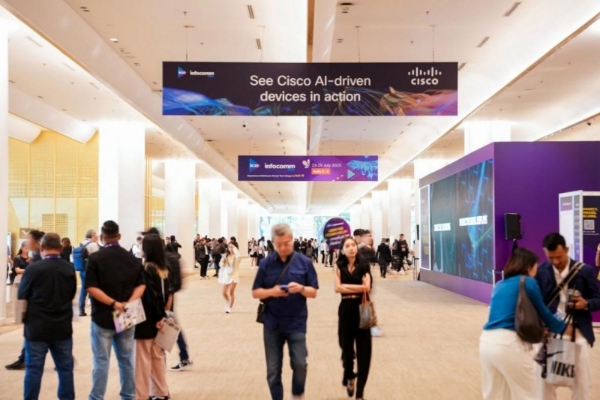 BOE（京东方）携多领域商显解决方案亮相InfoComm Asia 2025 “科技+绿色”引领万物互联新时代
