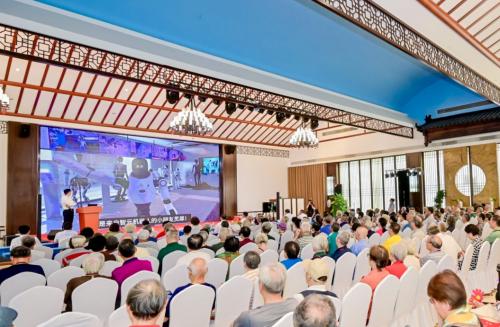 “青春志愿，心暖桑榆”：国寿健投公司以爱之名，书写养老金融大文章 