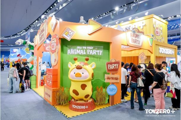 零加TOYZEROPLUS携新IP参与玩心展，MEWKY豪华装潢惹人瞩目