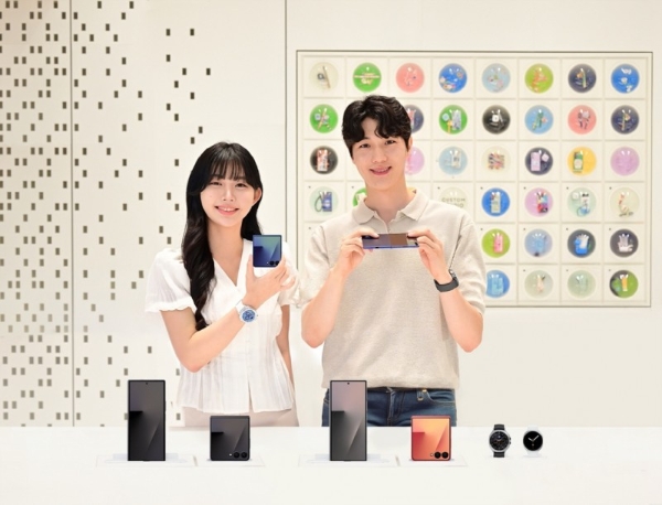 三星Galaxy Z Fold7， Galaxy Z Flip7 以及Galaxy Watch8系列全球正式开售 