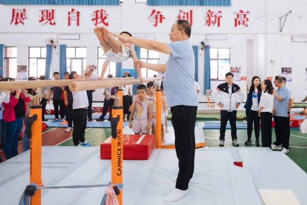 中华全国体育基金会 澳门霍英东基金会 赴贵州基层体育教练员情况调研 