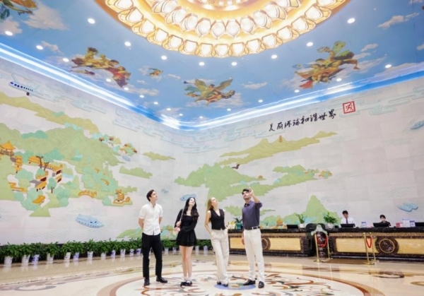  宇宙中心万家丽暑期攻略，住这里等于玩遍长沙