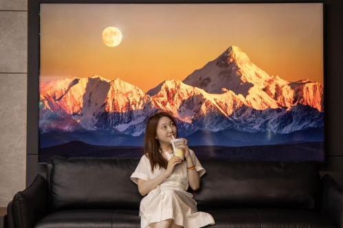 在家也能看巨幕，三星100英寸级Neo QLED 4K QN80F体验